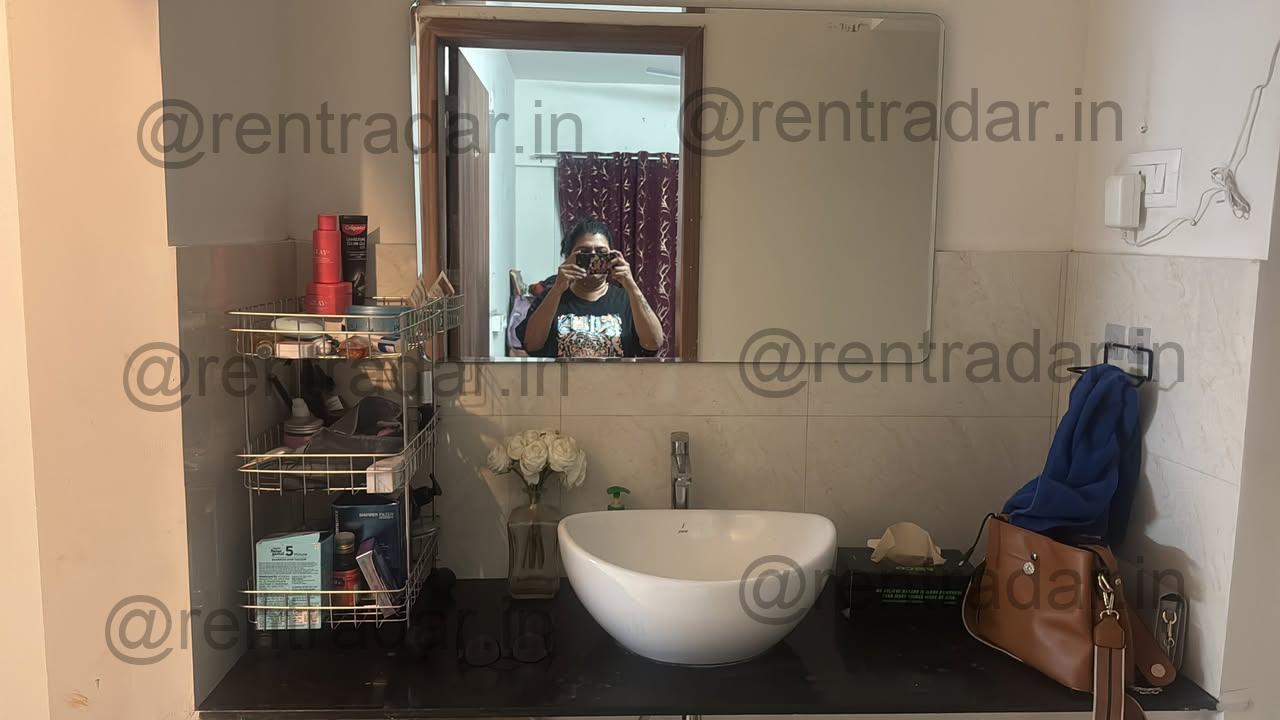 Room in 3bhk at Baner