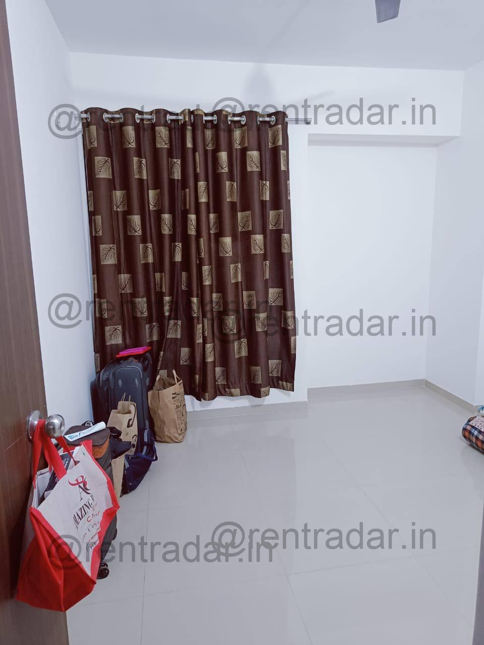 Room Available at Gayatri Landmark Phase 2 (gayatri Landmark Phase 2)