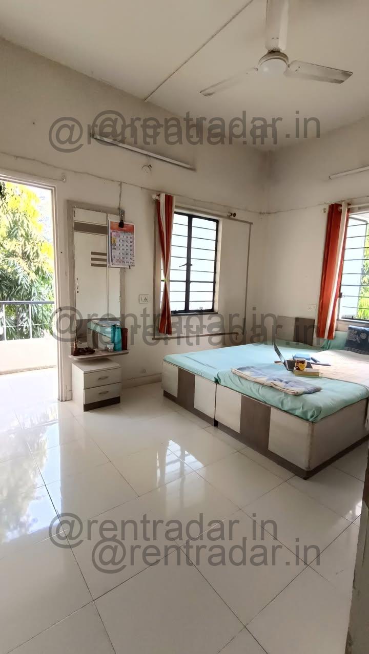Room in 2 Bhk at Wakadewadi