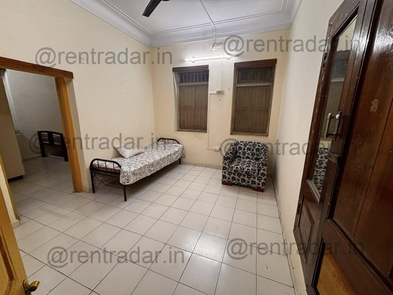 Room in 2 Bhk at Model Colony