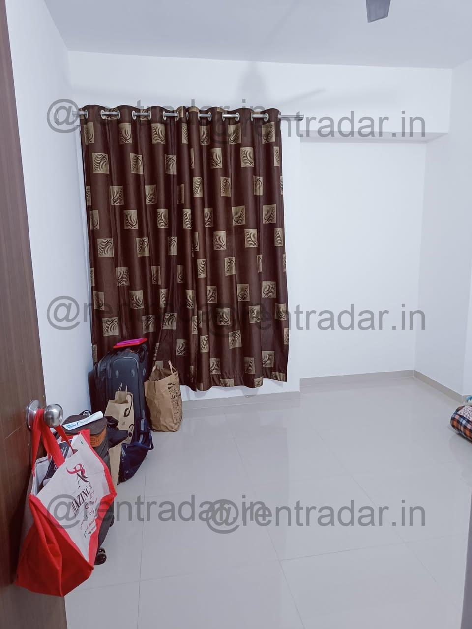 Room Available at Gayatri Landmark Phase 2 (gayatri Landmark Phase 2)
