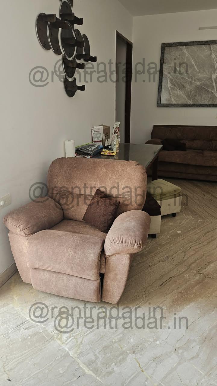 Room Available at Lohegaon–wagholi Road (marvel Ganga Fria)