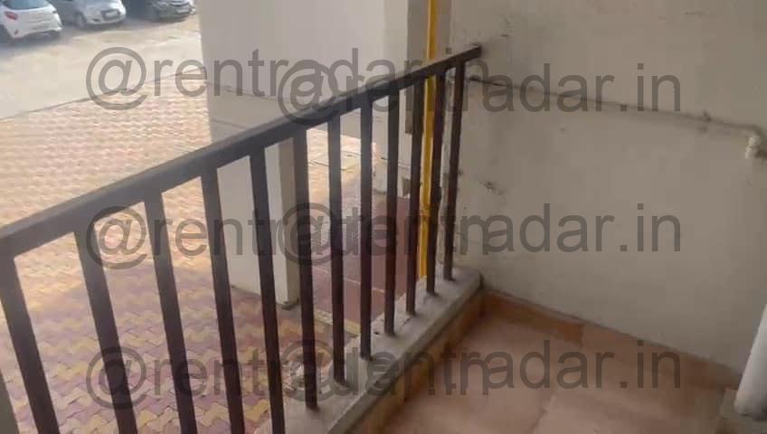 Room in 3 Bhk at Keshav Nagar