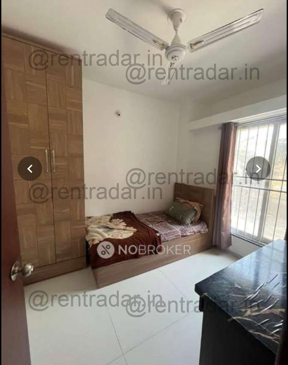 Room in 2bhk at Baner (el Homes)
