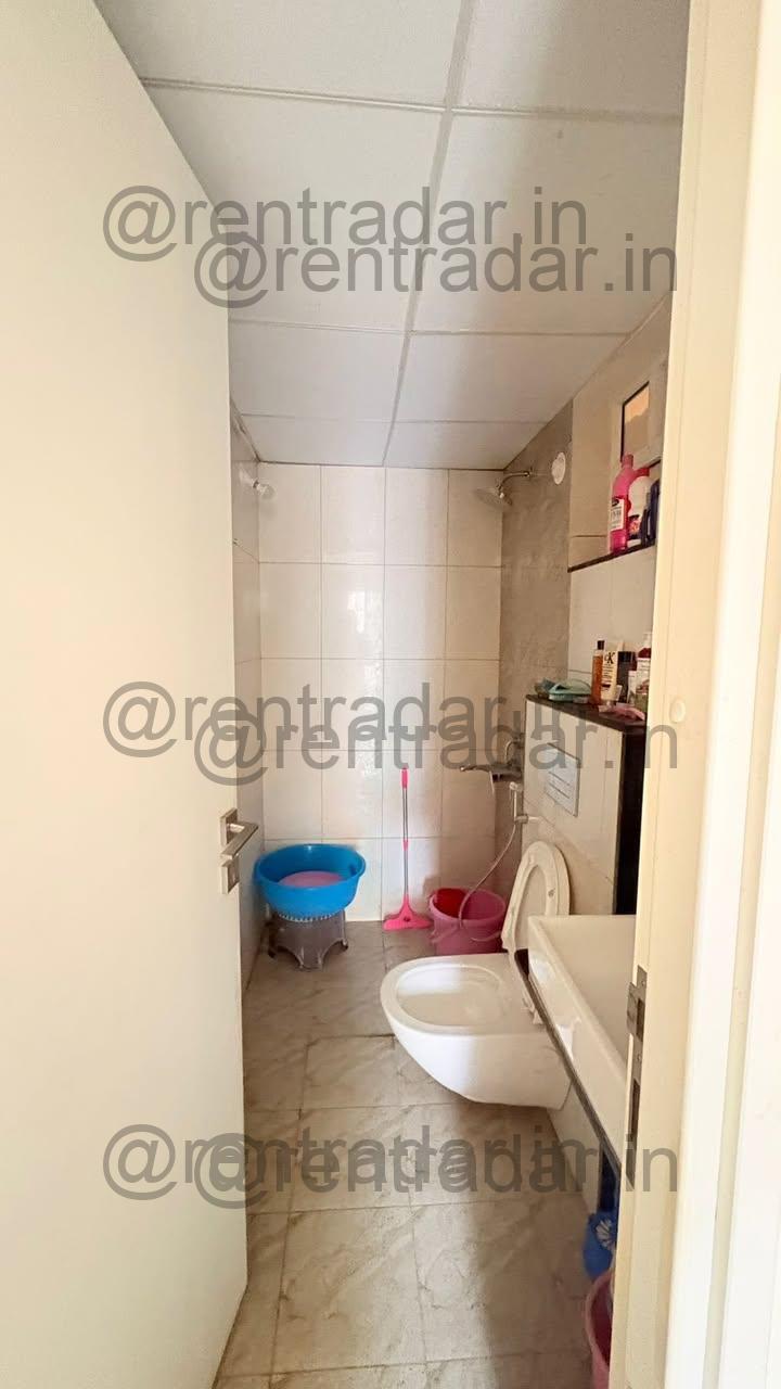 Room in 2 Bhk at Mahalunge