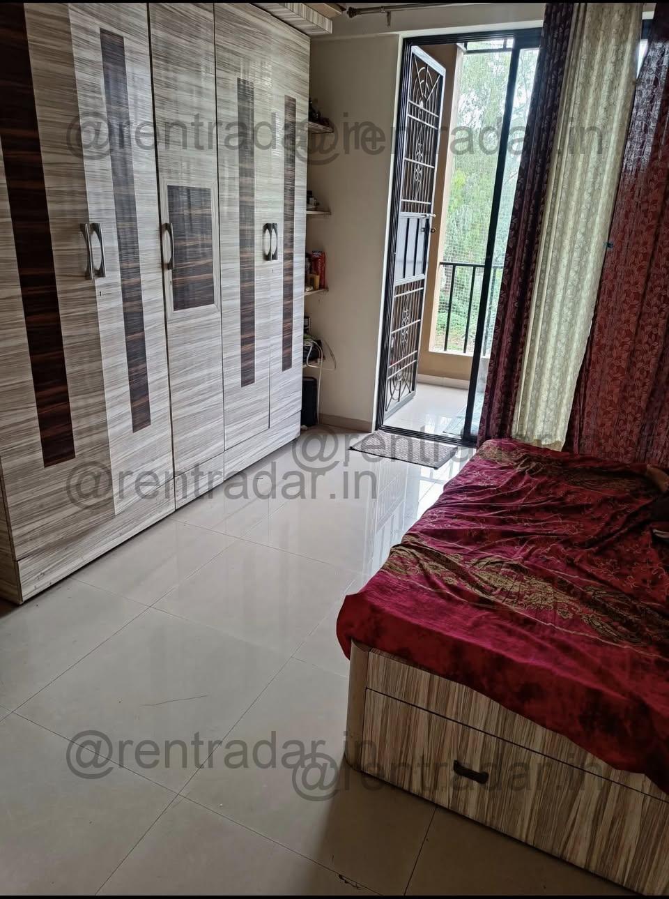 Room in 3bhk at Hadapsar (fortune Estate, Indraprastha Society)