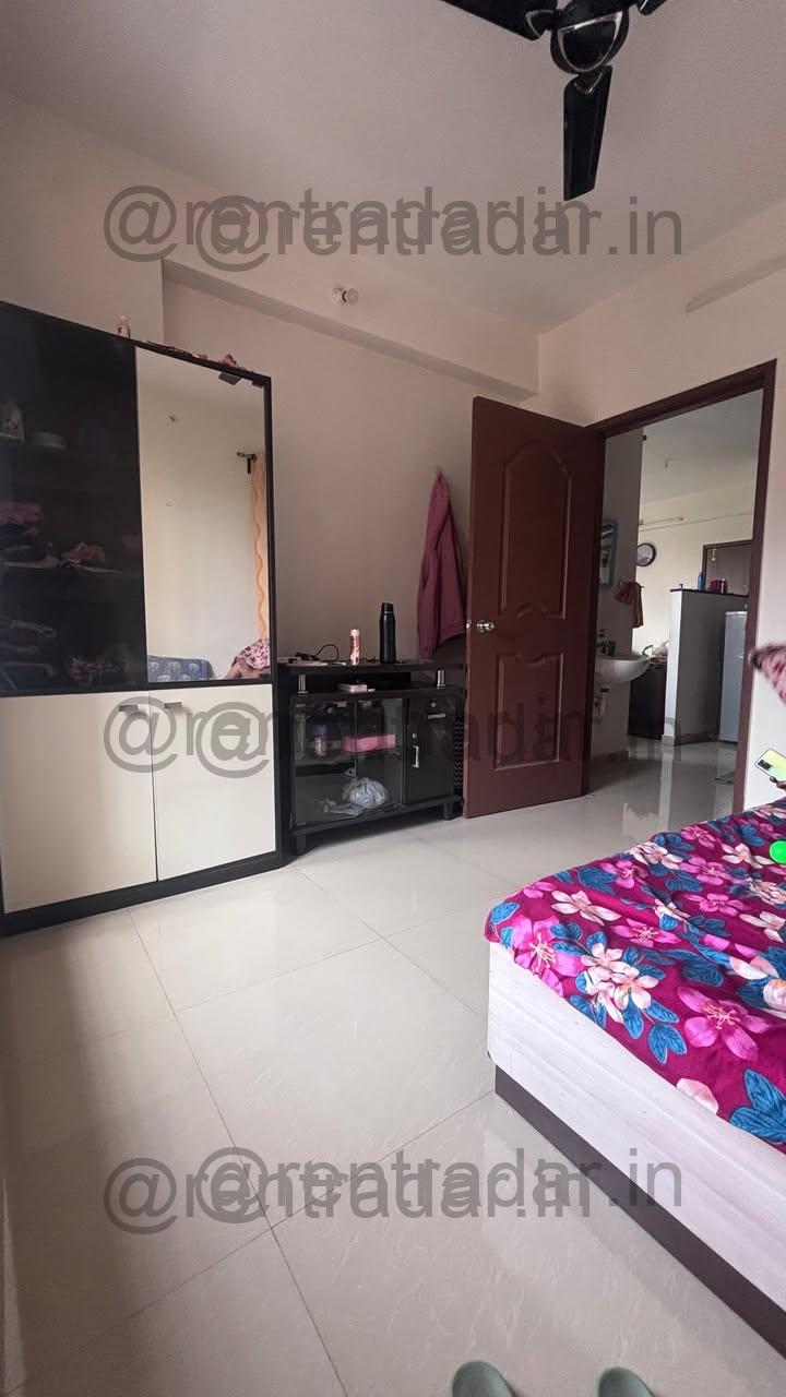 Room in 2 Bhk at Skyi Star Town