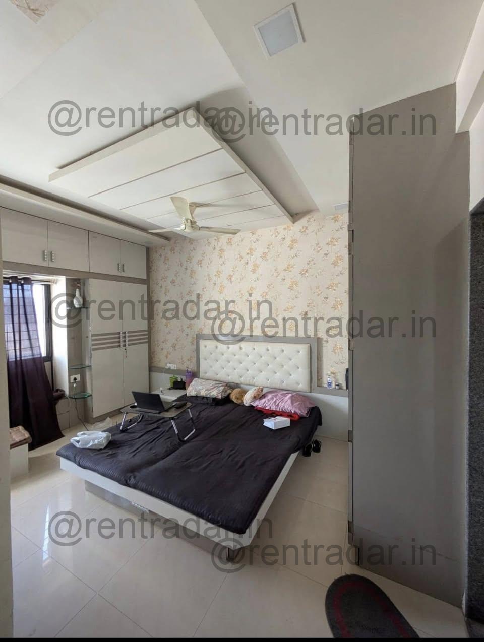 Room in 2bhk at Kharadi (gulmohar Orchid)