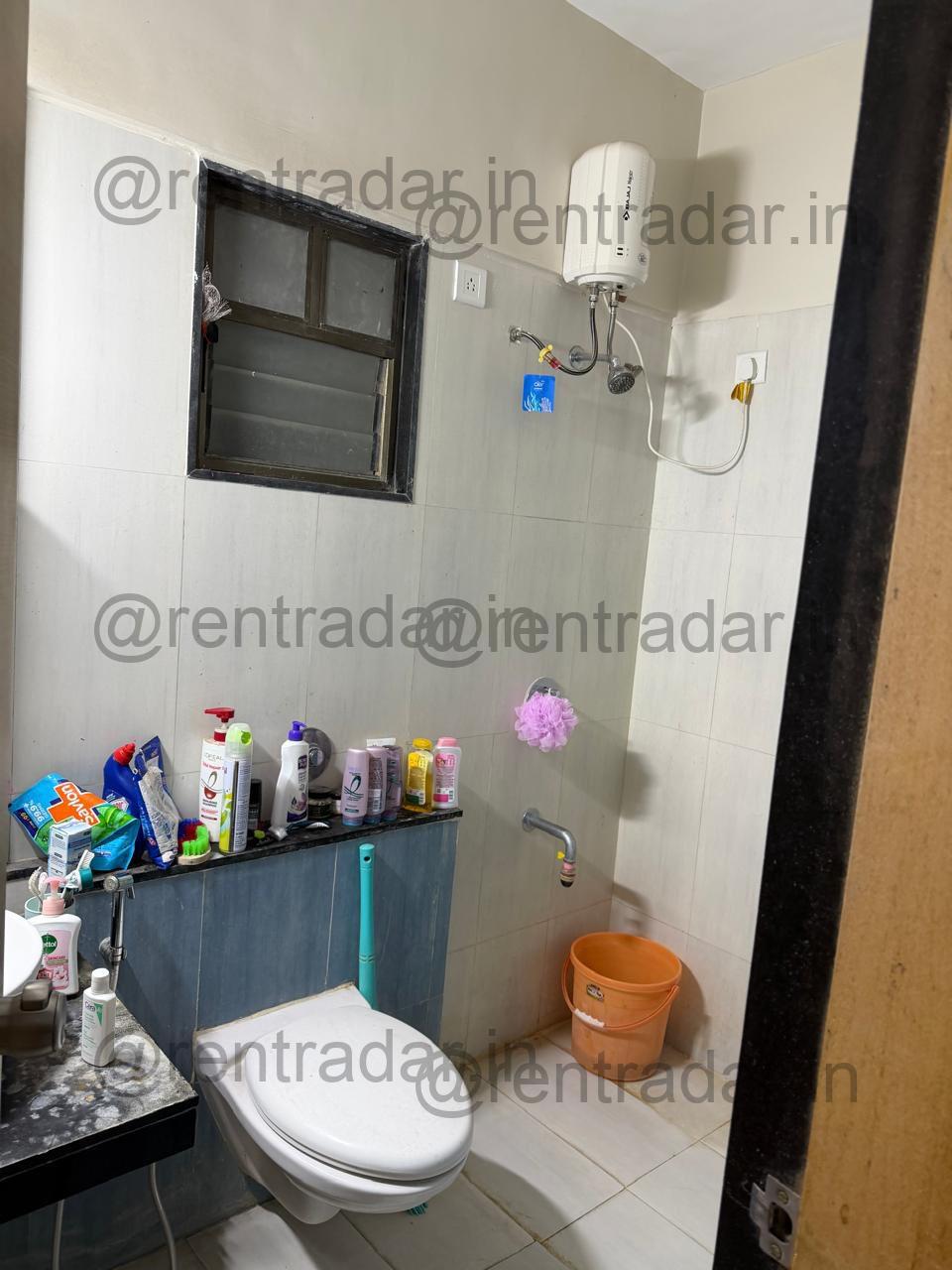 Room in 3 Bhk at Kutwal Colony (pride Aashiyana)