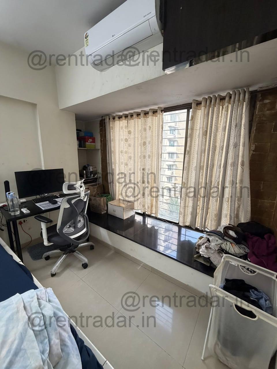 Room in 3bhk at Kalina