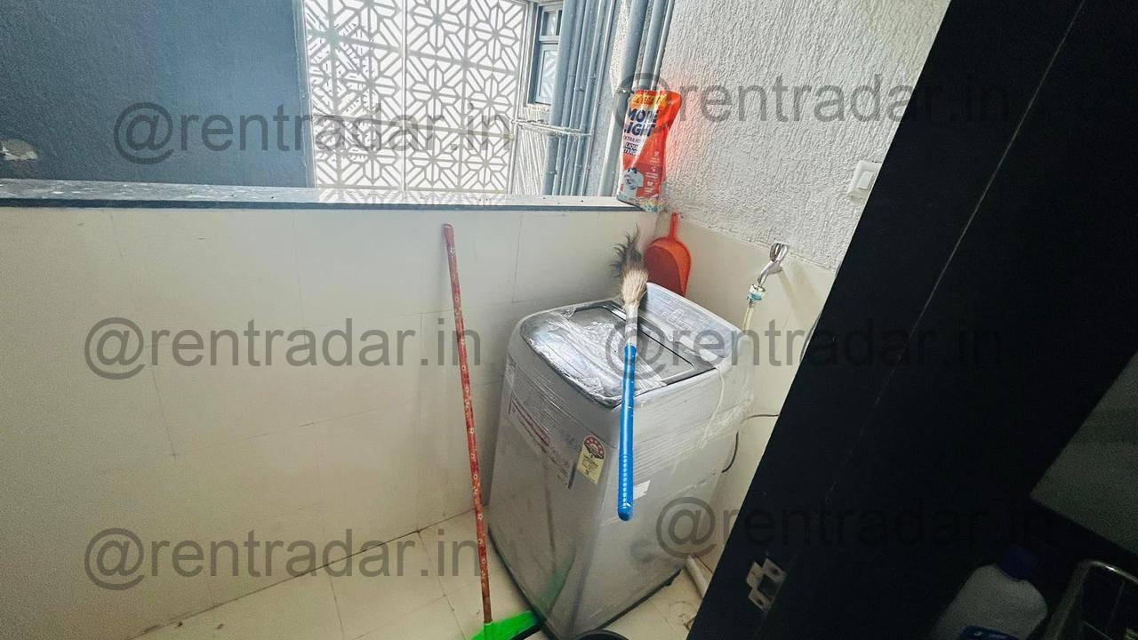 Room in 2bhk at Easterlia Society, Lohegaon Road (easterlia Society)