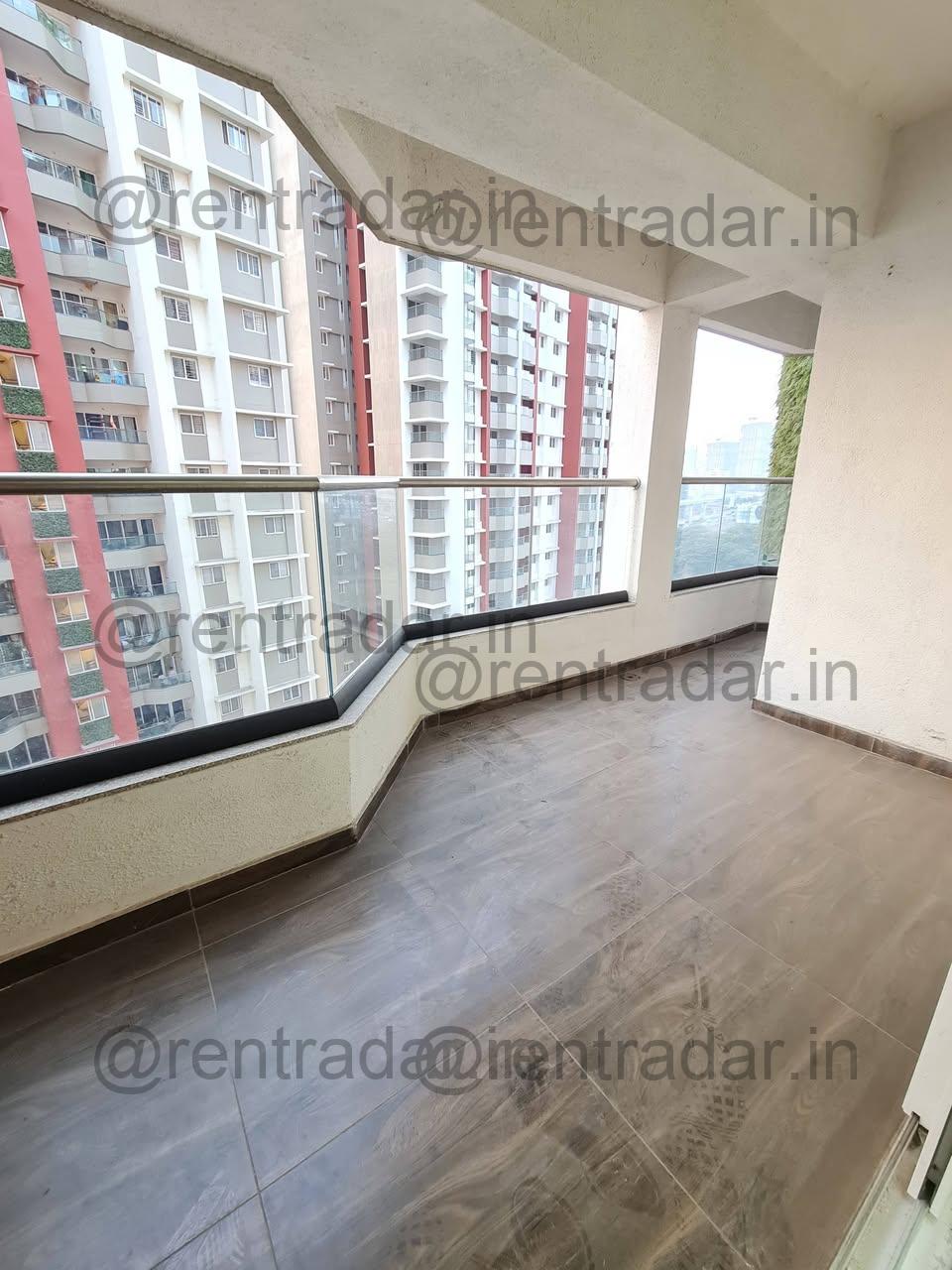 Room in 3bhk at Balewadi (avon Vista Society)
