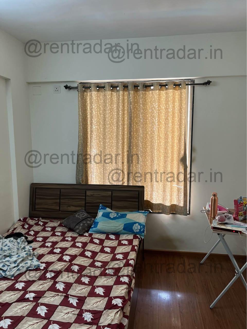 Room Available at Pimpri-chinchwad, MH