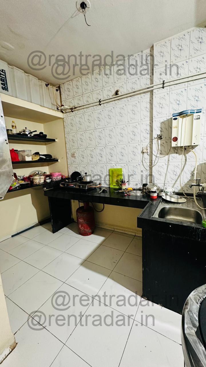 Room in 2 Bhk at Viman Nagar