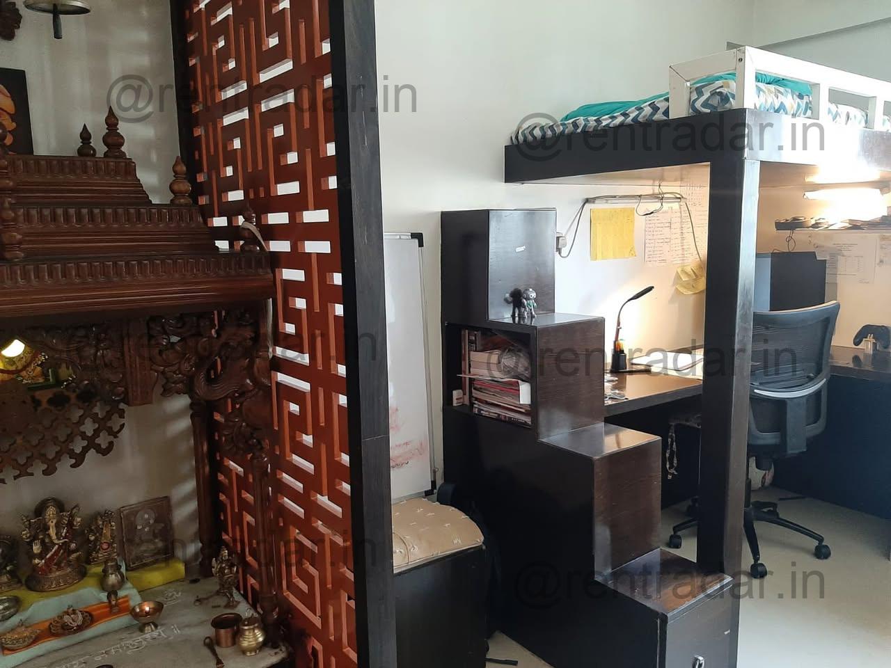 Room in 2 Bhk at Amanora Park Town (trendy Tower)