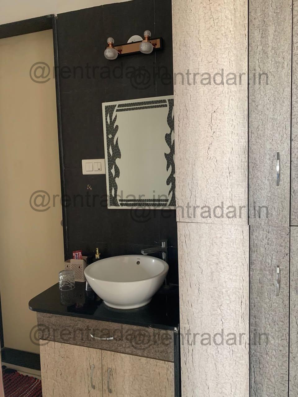 Room Available at Wakad (la Melosa)