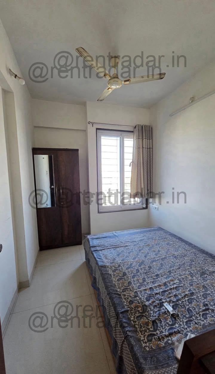 Room in 2bhk at Kharadi (shubh Shagun Society)
