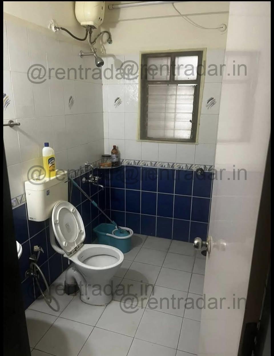 Room in 3bhk at Hadapsar (fortune Estate)