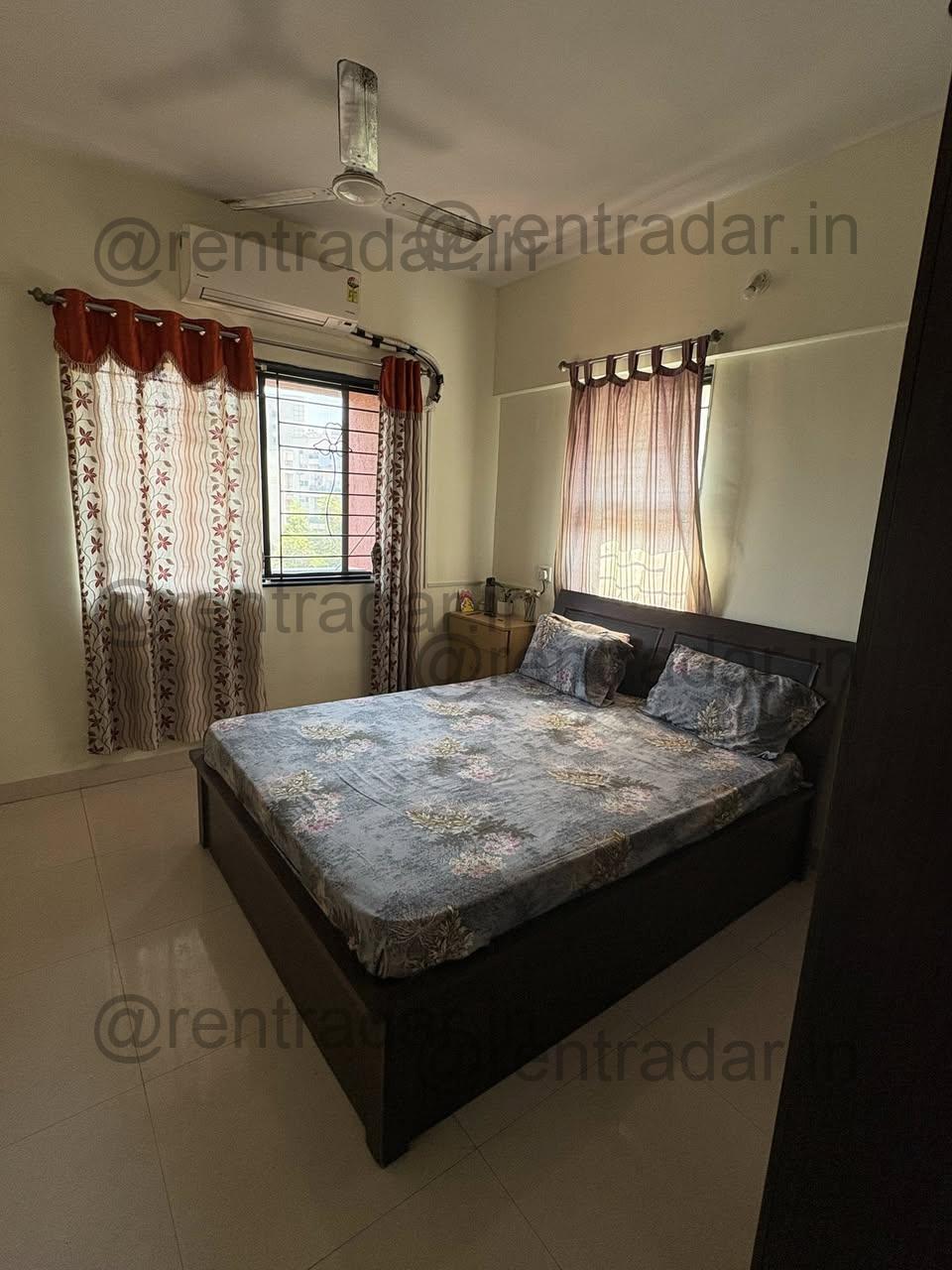 Room in 2bhk at Sylvania Apartment Behind Season Mall, Magarpatta (sylvania Apartment)
