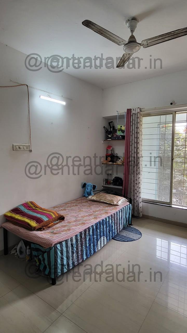 Room in 3bhk at Kalyani Nagar / Wadgaonsheri