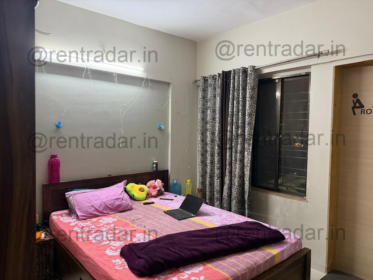 Room in 3 Bhk at Kutwal Colony (pride Aashiyana)
