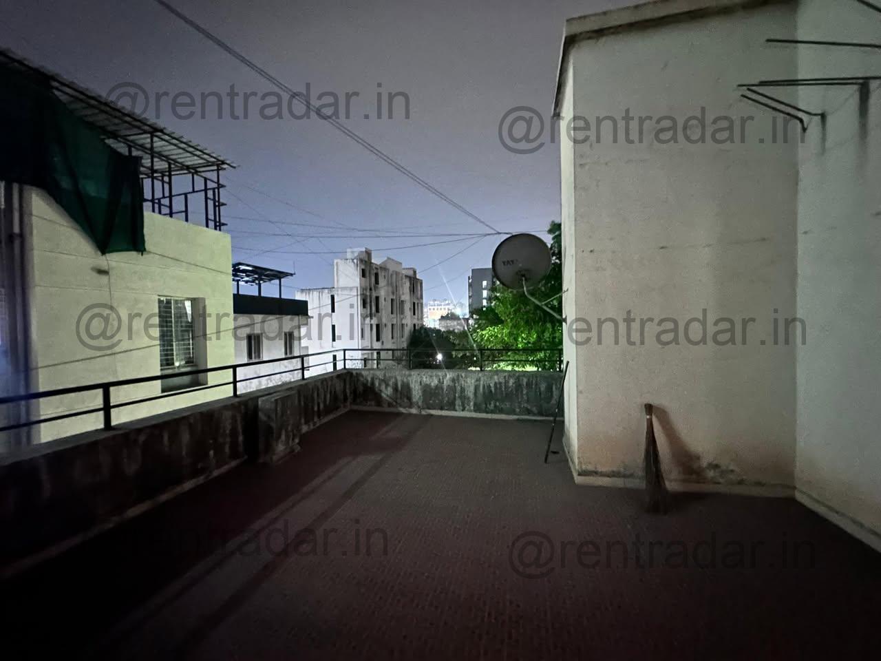Room in 2 Bhk at Baner, Balewadi Hight Street