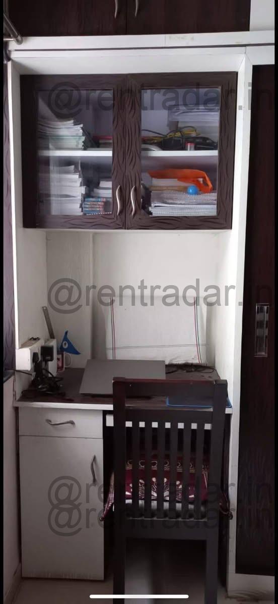 Room in 2 Bhk at Tingre Nagar