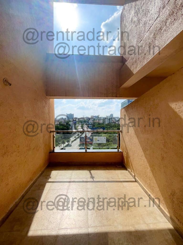 Room in 2bhk at Kharadi (galaxy One Tower)
