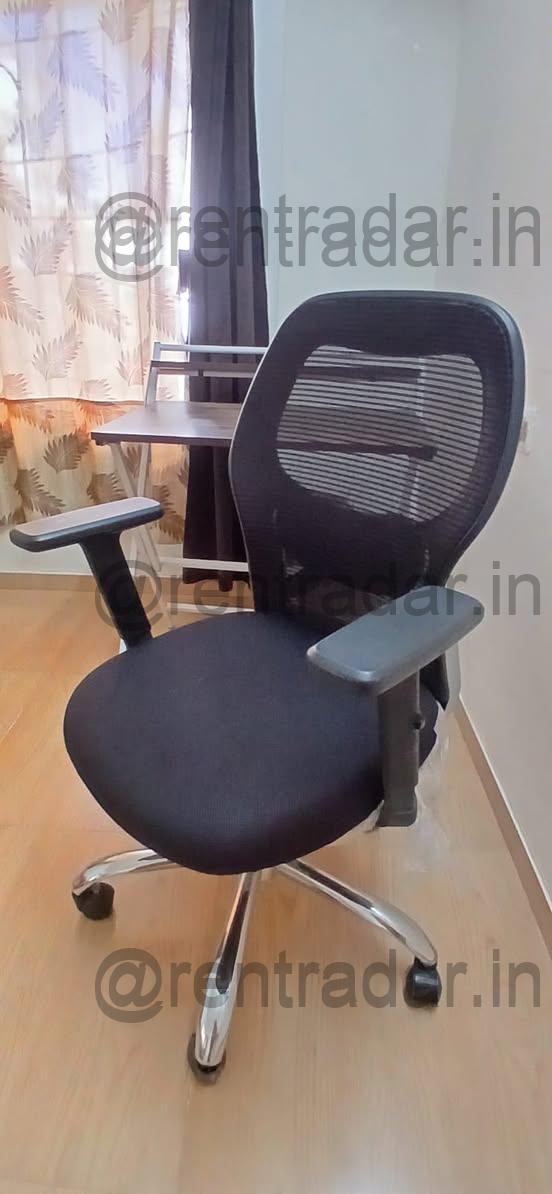 Room Available at Balewadi (regulus Society)