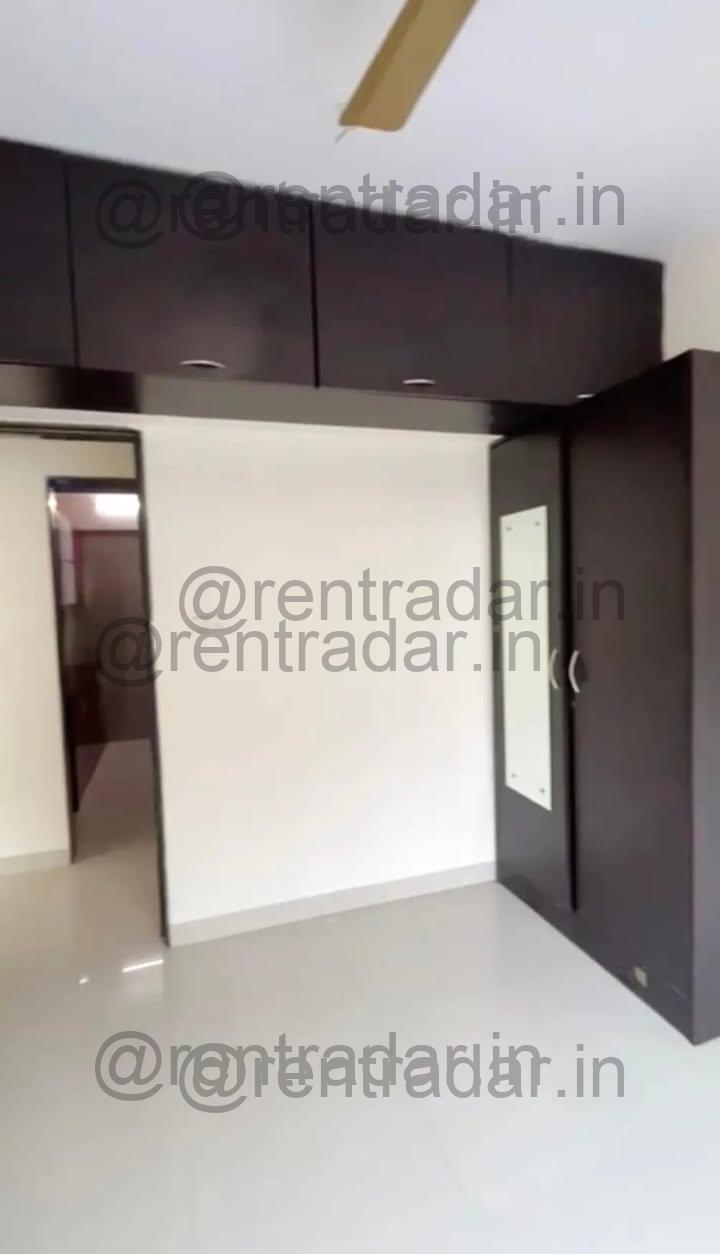 Room in 2bhk at Tilaknagar Station Shell Colony (veena Serenity)