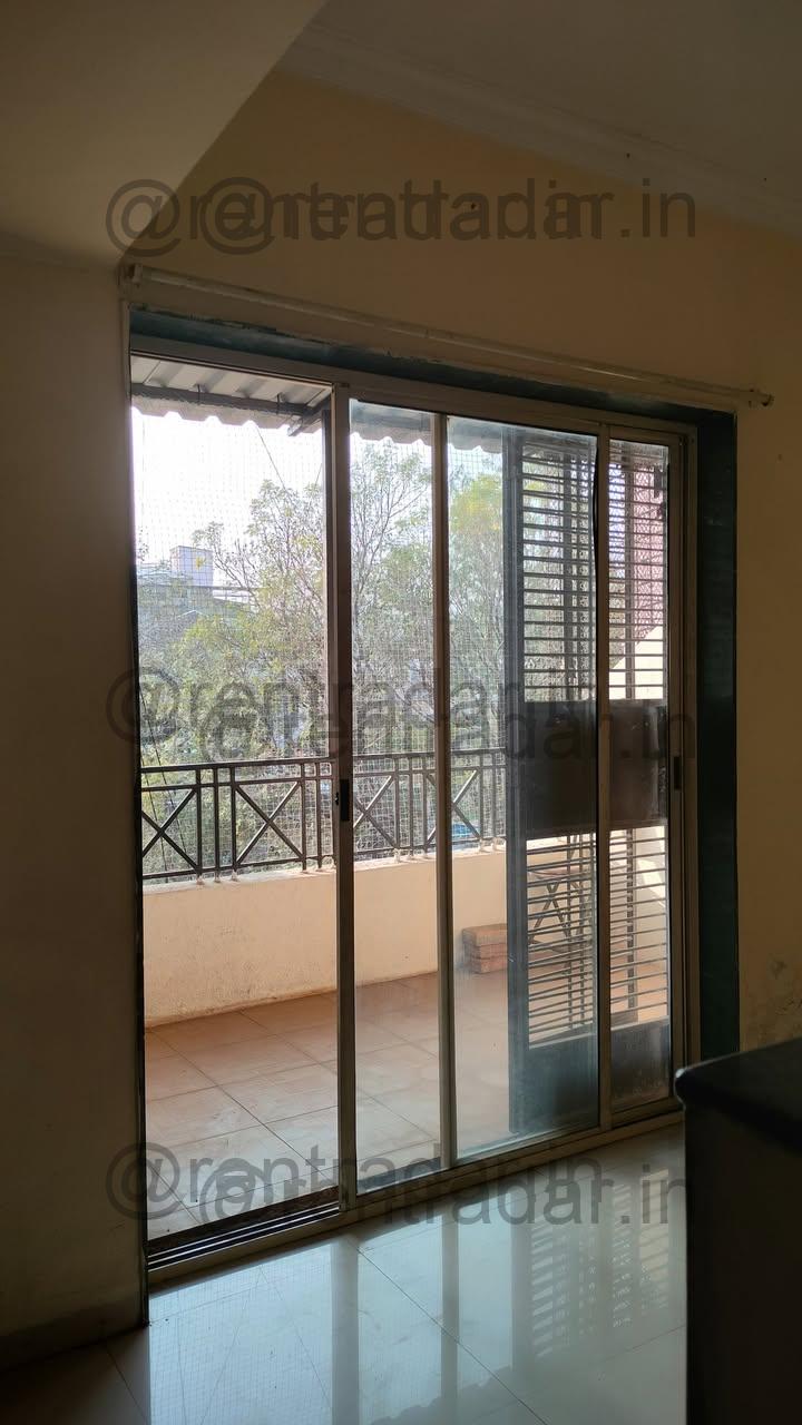 Room in 2bhk at Bavdhan (krishna Shanti Residency)