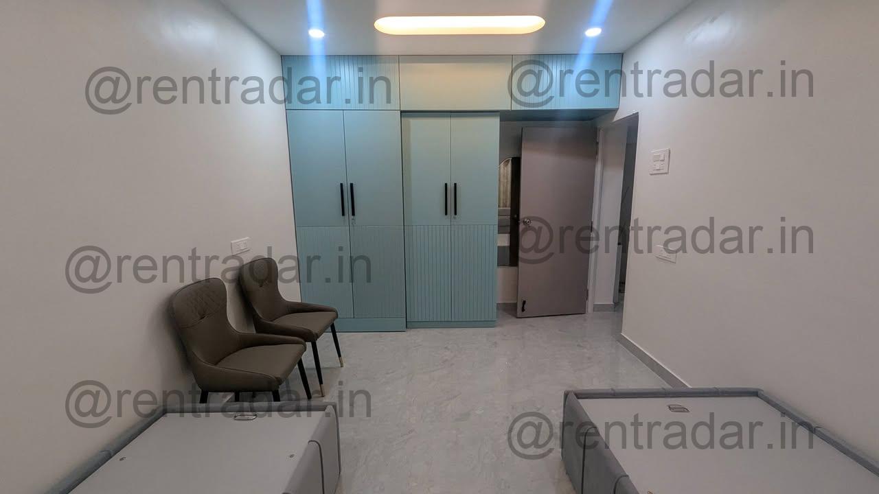 Room in 3 Bhk at Anand Nagar