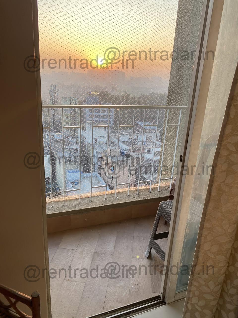 Studio Property For Rent at Amanora Park Town (amanora Park Town)