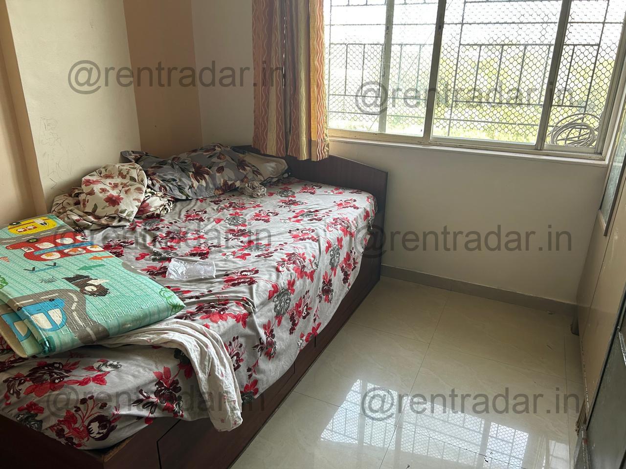 Room in 3 Bhk at Aundh Road
