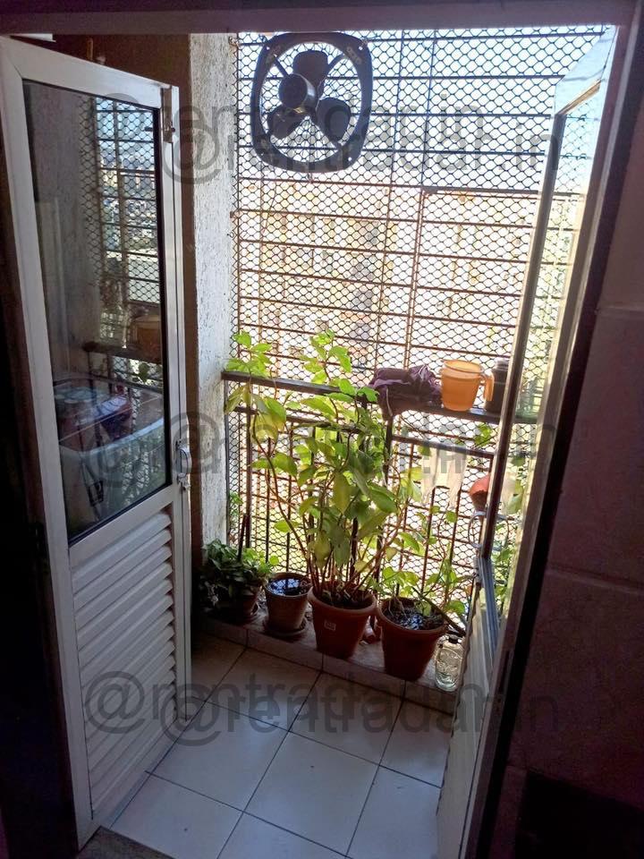 Room in 2.5 Bhk at Sakinaka (gundecha Montego Society)