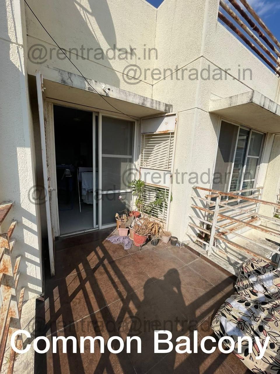 Room in 3.5 Bhk at Baner (comfort Zone Society)