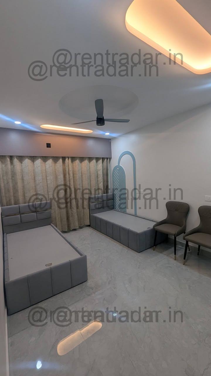 Room in 3 Bhk at Anand Nagar