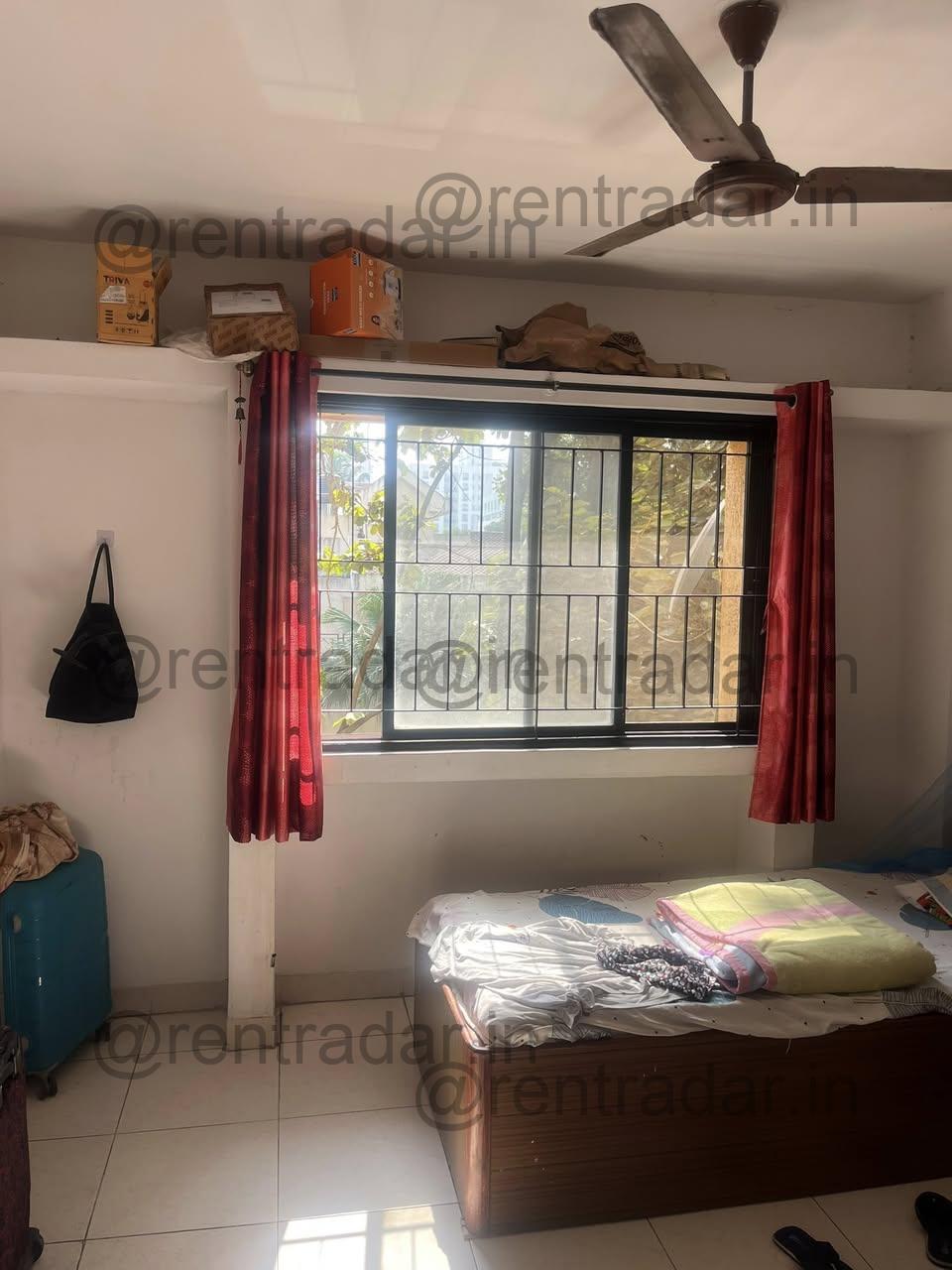 Room Available at Magarpatta (daffodils)