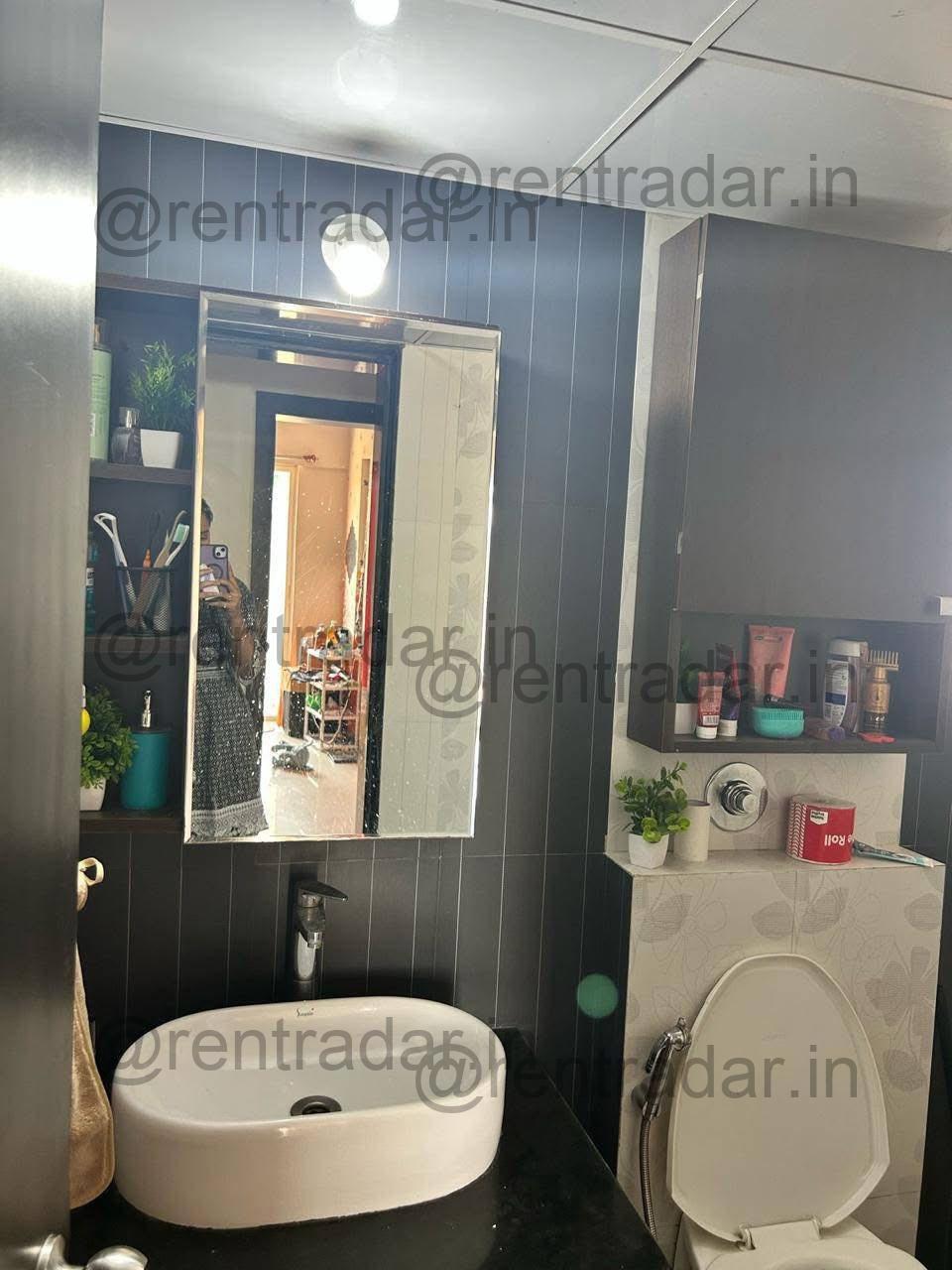 Room in 3bhk at Kharadi