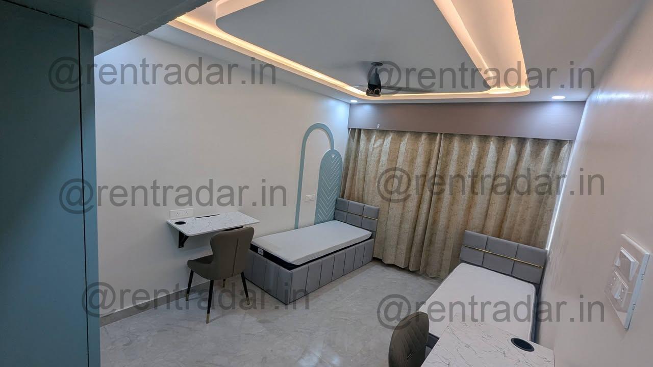 Room in 3 Bhk at Kothrud