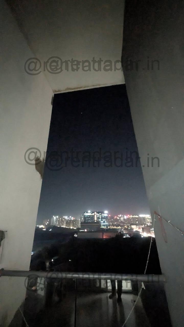 Room Available at Kharadi (guardian Eastern Meadows)