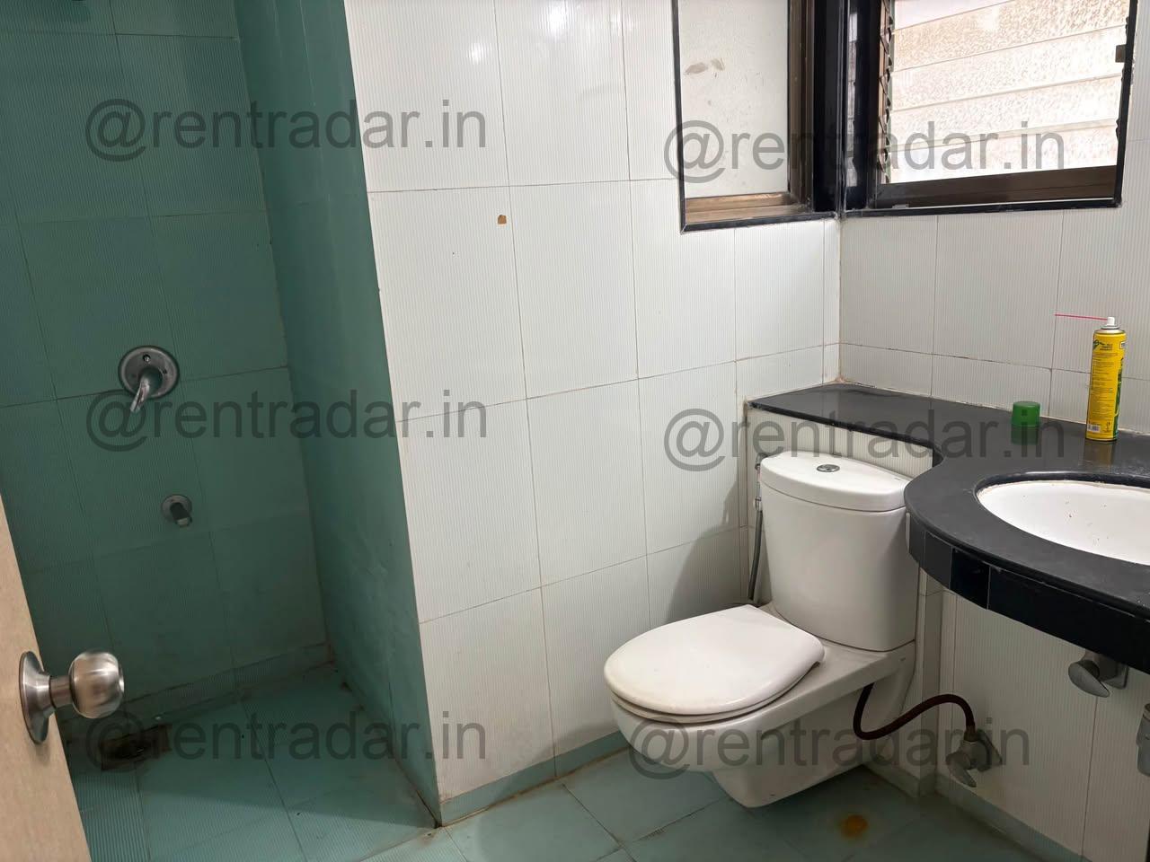 Private Room in 3bhk at Hinjewadi (blue Ridge Society)