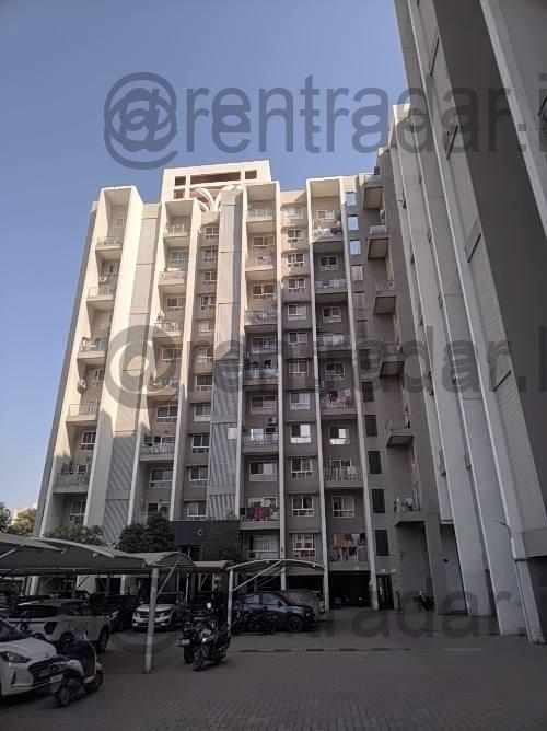 Room in 3 Bhk at Wakad (tiara The Crown of Wakad)