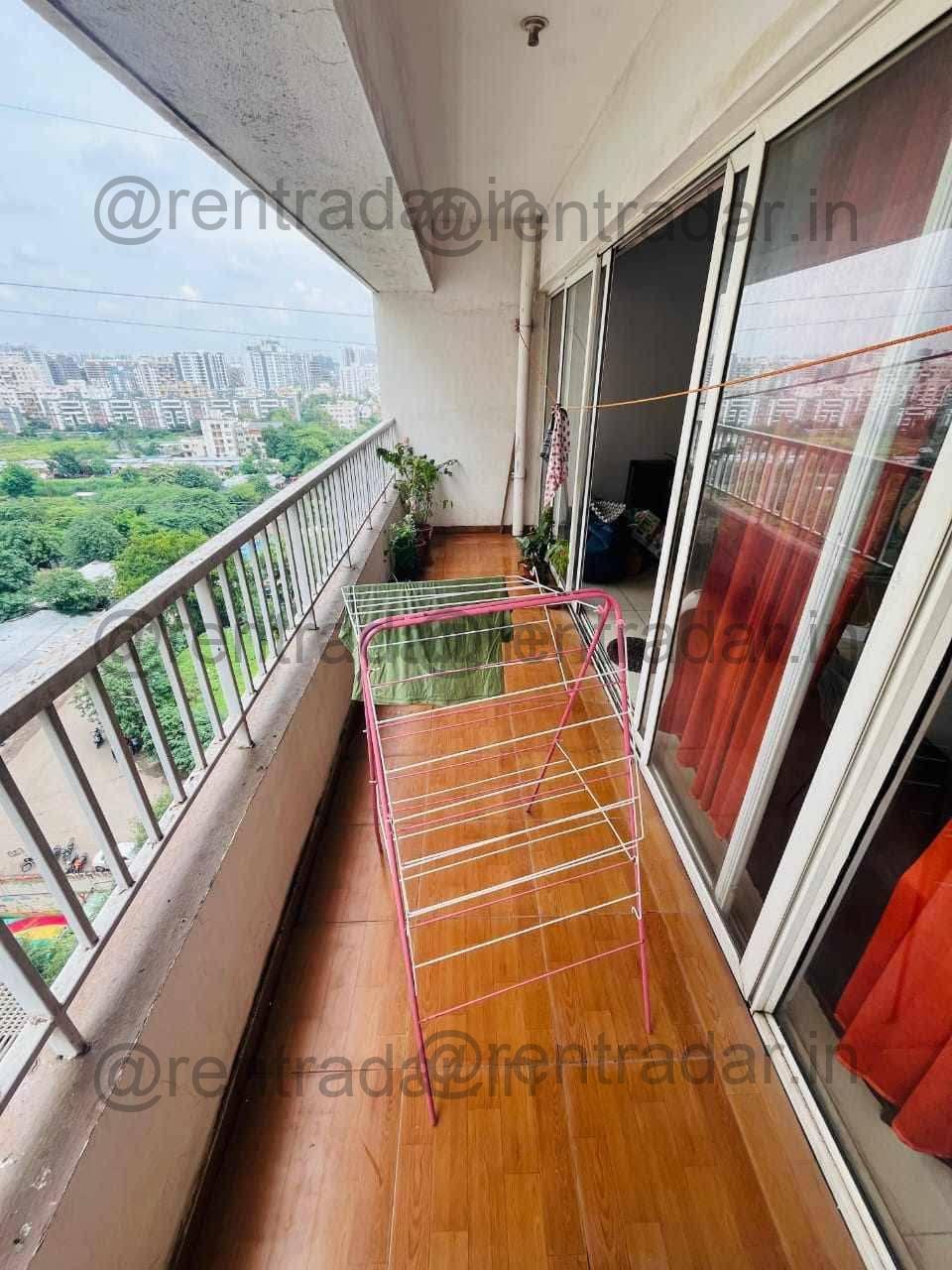 Room in 3bhk at Amanora Park Township (victory Towers)