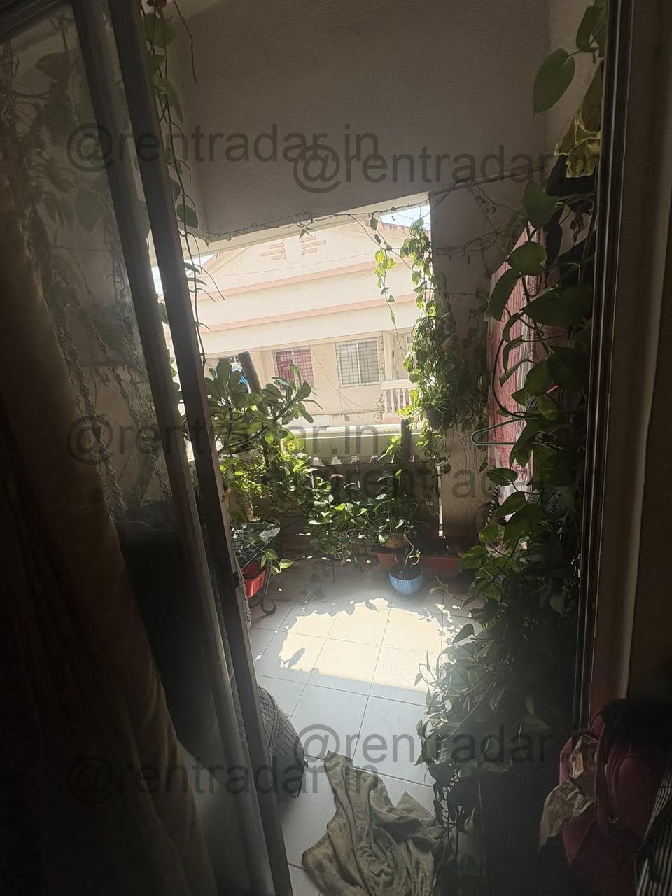 Room in 1 Bhk at Viman Nagar