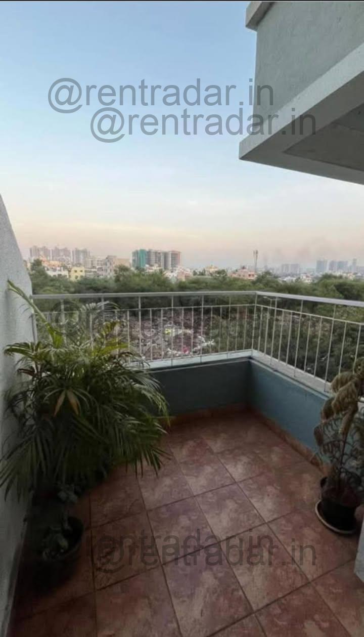 Room in 2 Bhk at Wadgaon Sheri (kumar Primavera)