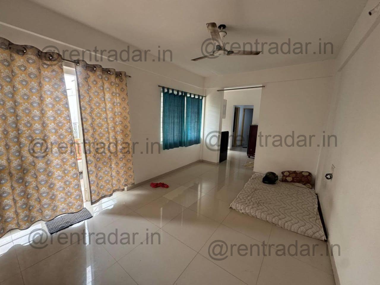 Room in 2 Bhk at Porwal Road