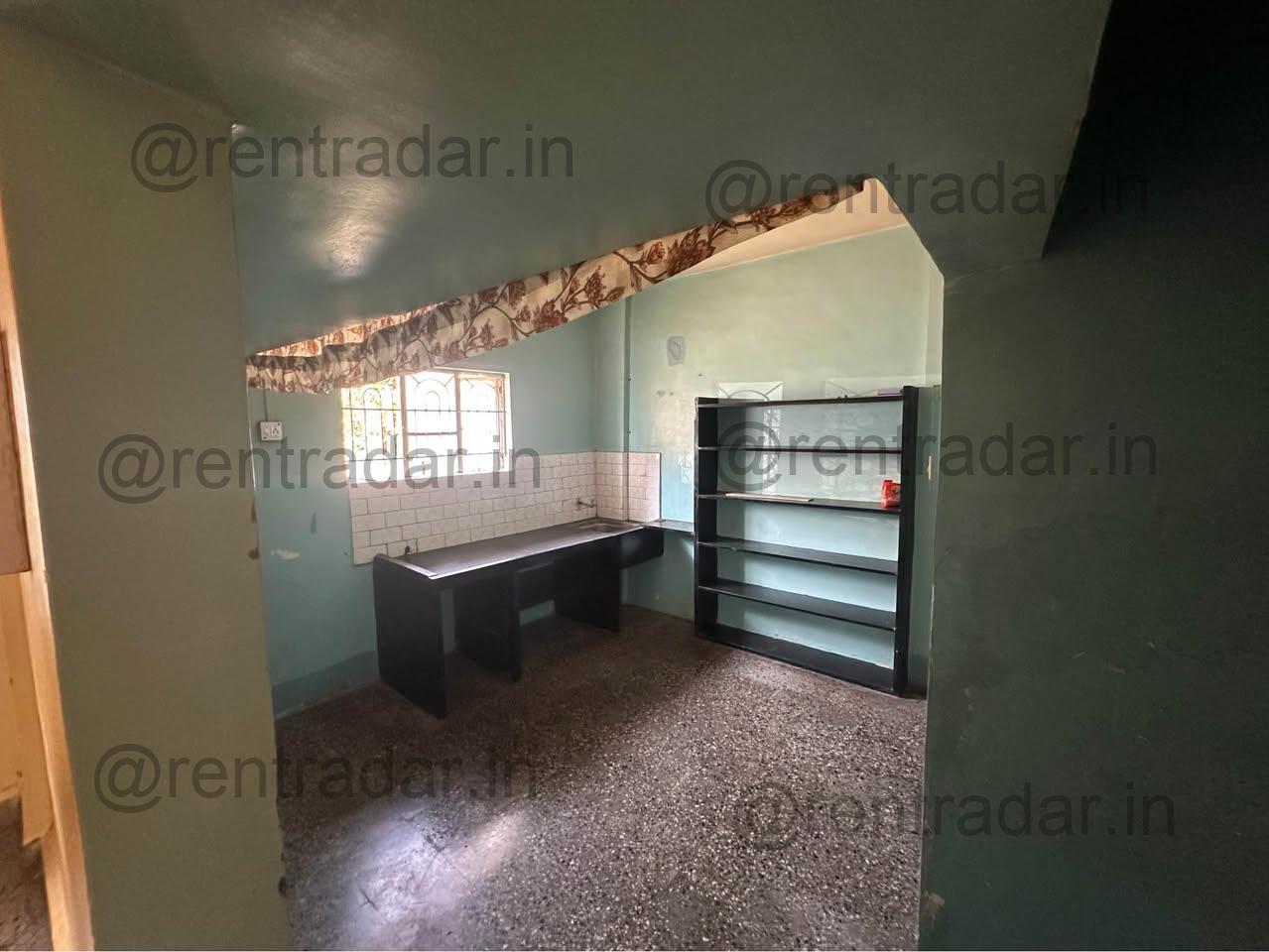 Flatmate Required in 1rk at Dhankawadi