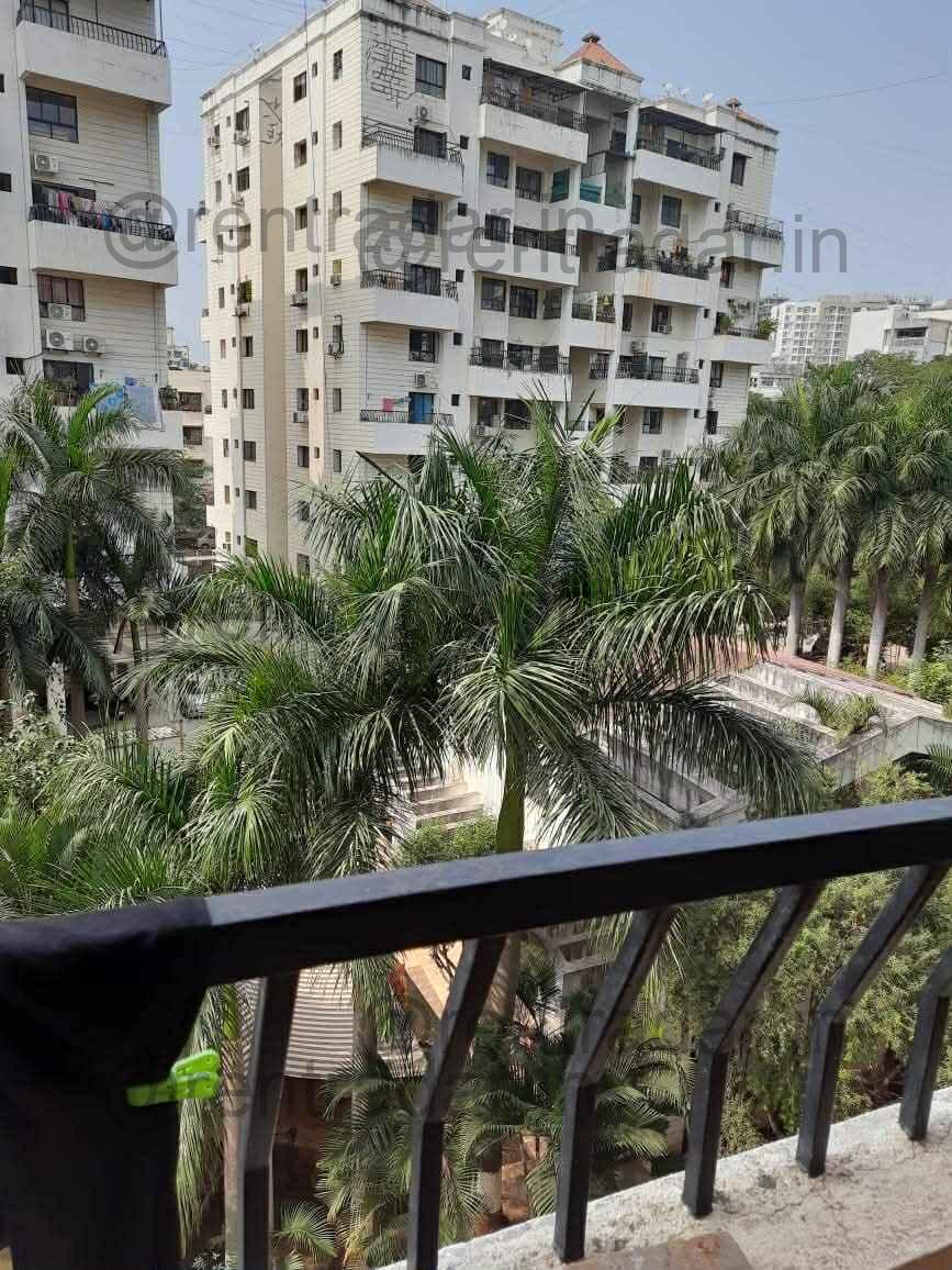 Room in 2 Bhk at Nyati Elysia Society (nyati Elysia Society)
