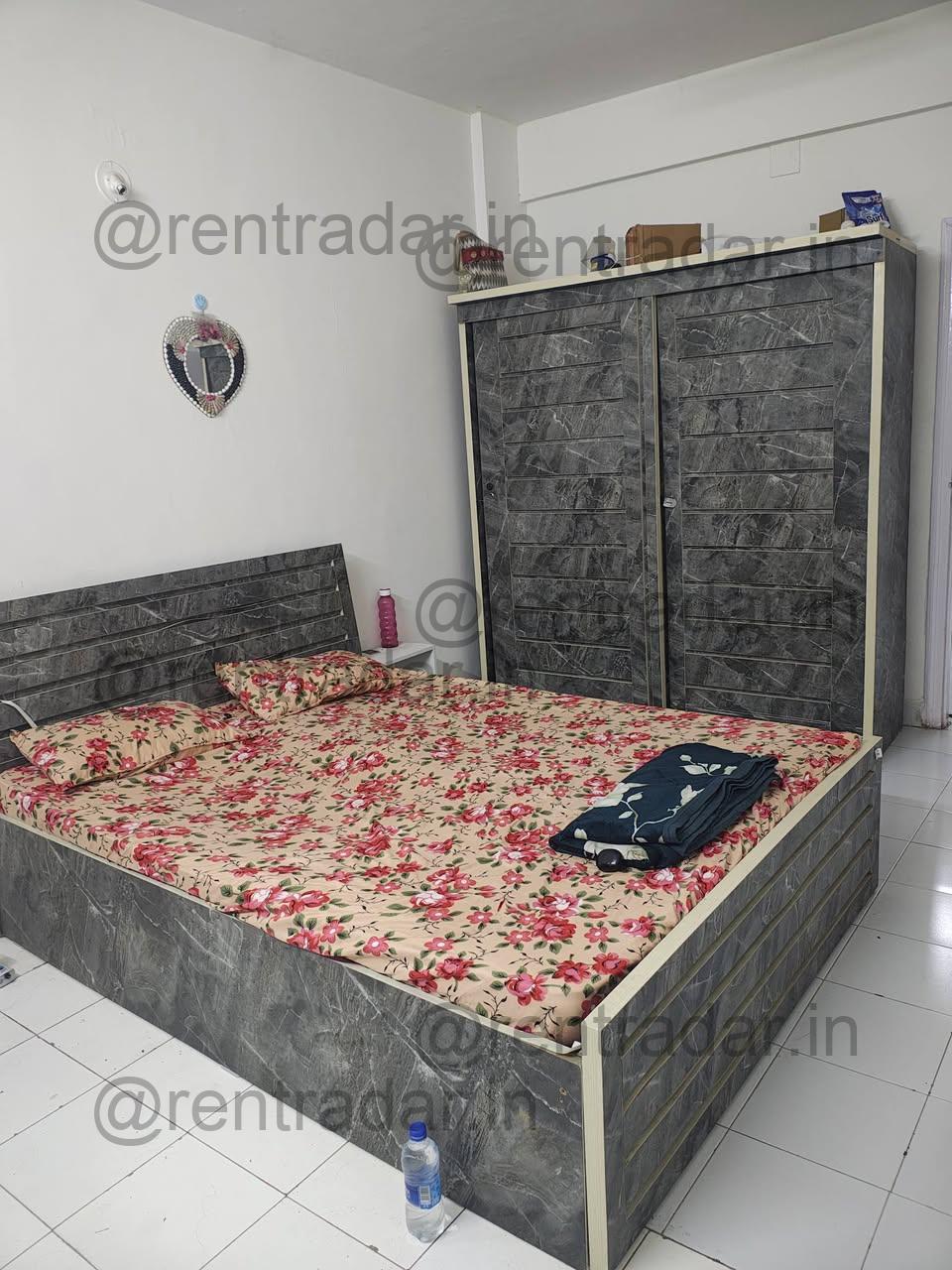Room in 3bhk at Yerwada (kumar Angan Housing Society)